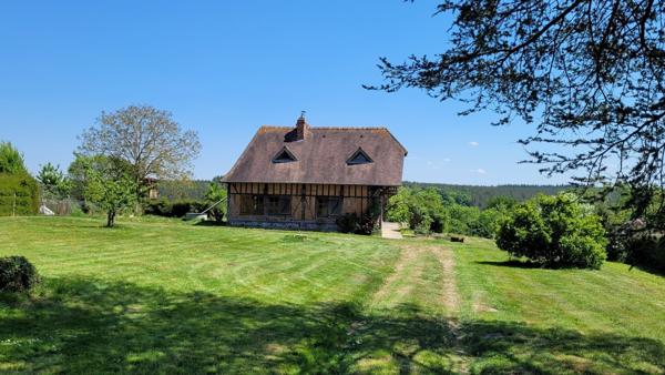 Maison Normande 183m²: Cuisine, salon/séjour, 5ch, gar + cave / 2200m²