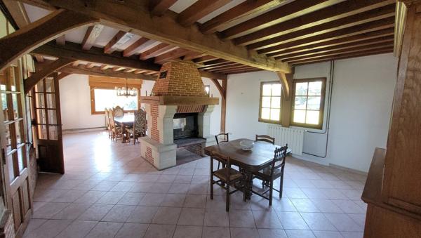Maison Normande 183m²: Cuisine, salon/séjour, 5ch, gar + cave / 2200m²