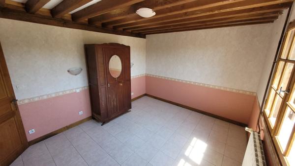 Maison Normande 183m²: Cuisine, salon/séjour, 5ch, gar + cave / 2200m²