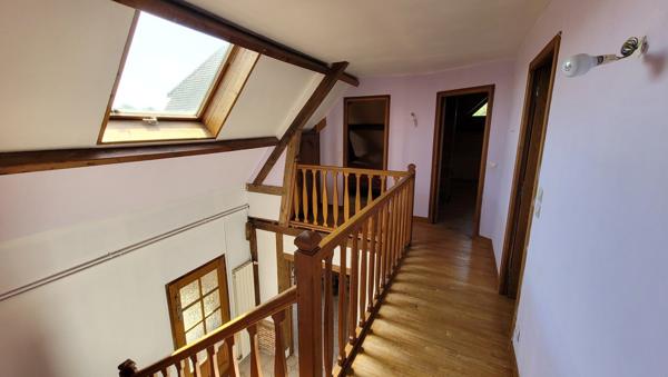 Maison Normande 183m²: Cuisine, salon/séjour, 5ch, gar + cave / 2200m²