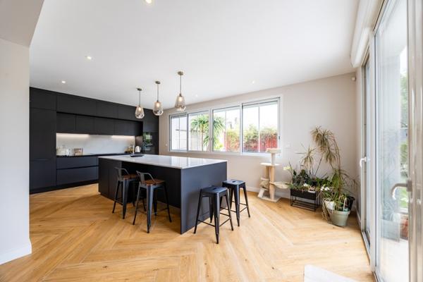 Maison à vendre 892 500 € Mérignac 7 p 188 m² DPE C