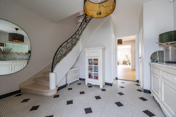 Maison à vendre 892 500 € Mérignac 7 p 188 m² DPE C