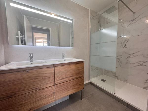 Appartement type 3/4 entièrement rénové