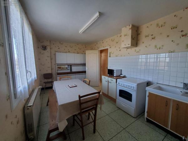 Maison individuelle à vendre à Guéret en Creuse (23000), ref : 10986/727