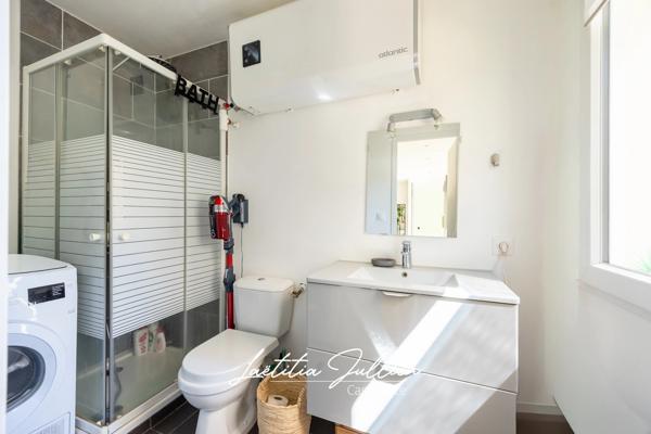 BAISSE DE PRIX [EXCLUSIVITÉ] Maison de plain-pied T3 – Terrain plat 906 m² – Proche village d’Éoures