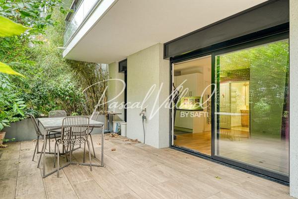 APPARTEMENT  - 2 PIÈCES 48 m2 - JARDIN PRIVATIF AVEC TERRASSE OMBRAGEE DE 75   m² SANS VIS-A-VIS