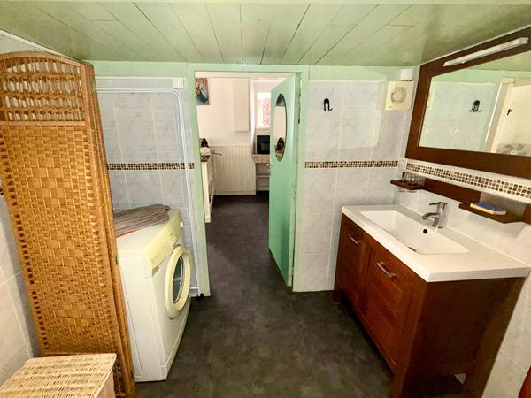 Charmant studio à vendre à La Ciotat, idéal primo-accédant !