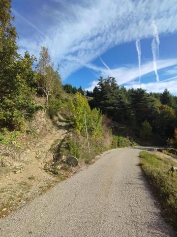 Terrain avec vue, 8045m² et 1618m² constructibles