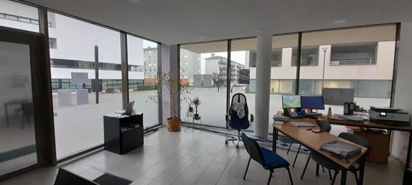 Murs commerciaux Tinqueux centre 90 m2