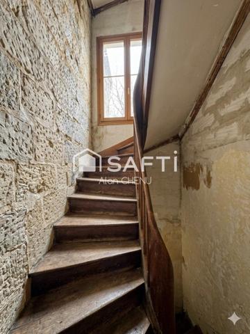Immeuble 100 m2 Saumur Centre
