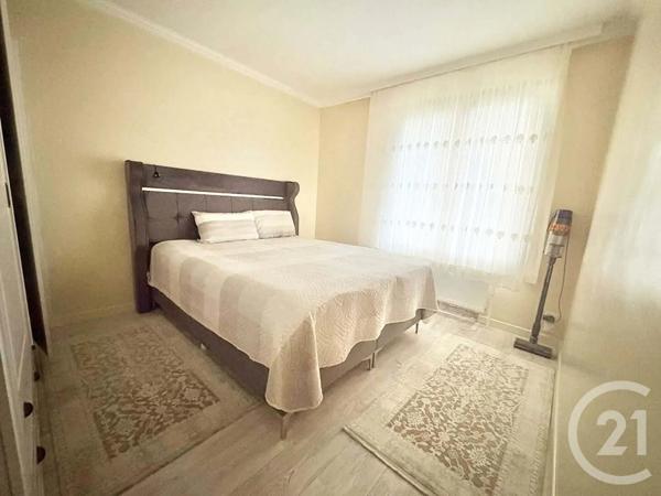 Maison à vendre  8 pièces - 134,67 m 2   FRANCONVILLE LA GARENNE  - 95