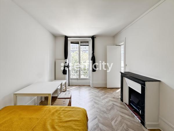 Appartement
         1 pièce
        - 19 m² Exclusivité 199 000 € *