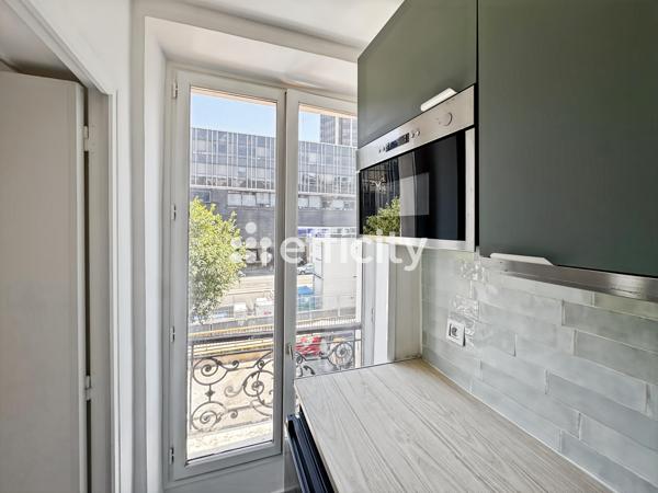 Appartement
         1 pièce
        - 19 m² Exclusivité 199 000 € *
