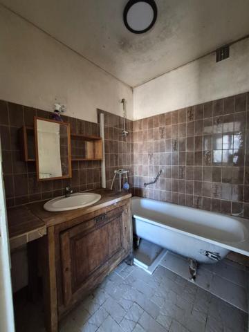 Maison à rénover 85m² située à VAL DE MEUSE ( Provenchère )