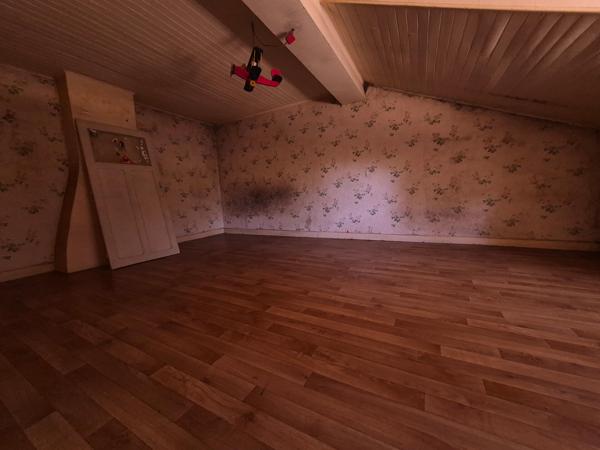 Maison à rénover 85m² située à VAL DE MEUSE ( Provenchère )