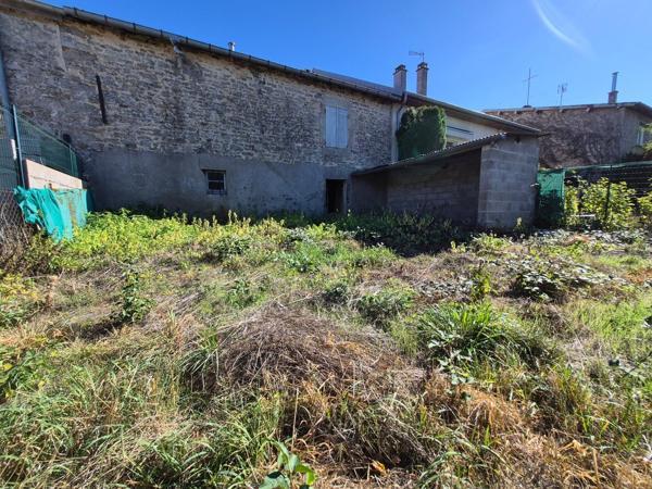 Maison à rénover 85m² située à VAL DE MEUSE ( Provenchère )
