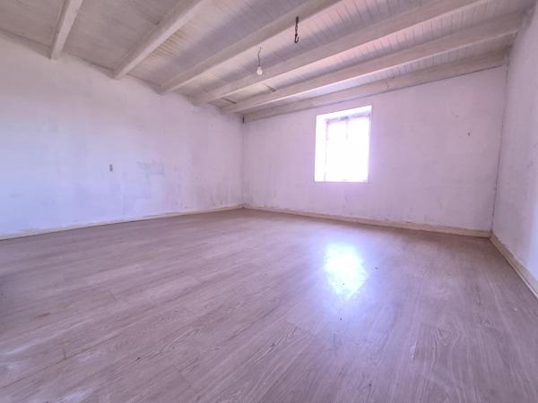 Maison à rénover 85m² située à VAL DE MEUSE ( Provenchère )