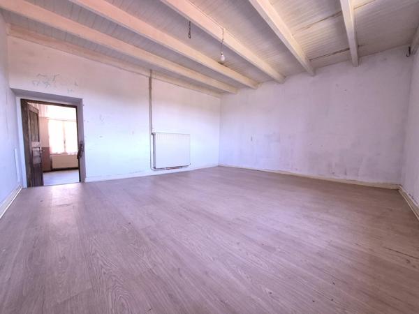 Maison à rénover 85m² située à VAL DE MEUSE ( Provenchère )