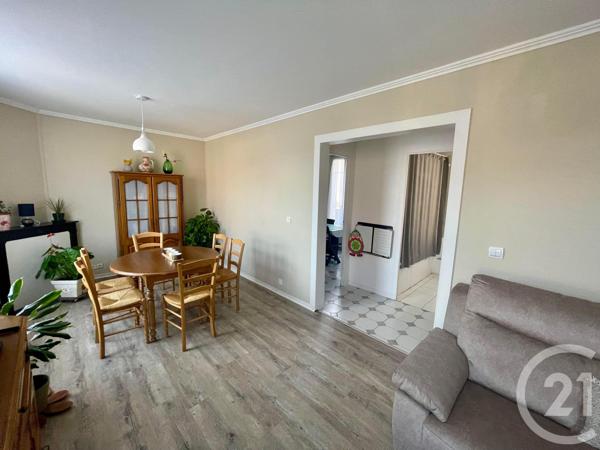 Appartement F3 à vendre  3 pièces - 70 m2 CLAYE SOUILLY - 77