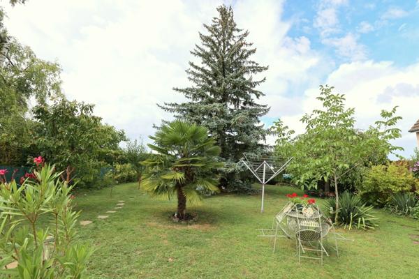 VERTUS (51) Maison à vendre 6 pièces avec garage et jardin de 636 m²