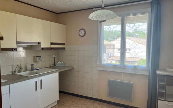 Maison à vendre    5 pièces • 117 m2 Saint-Paul-Trois-Châteaux