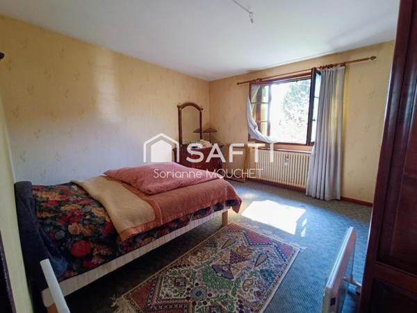 Grande maison familiale dans un écrin de verdure