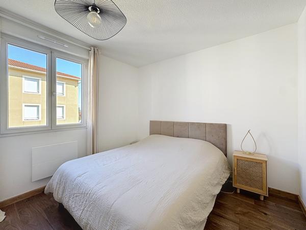 Superbe T3 avec balcon et place de parking privative