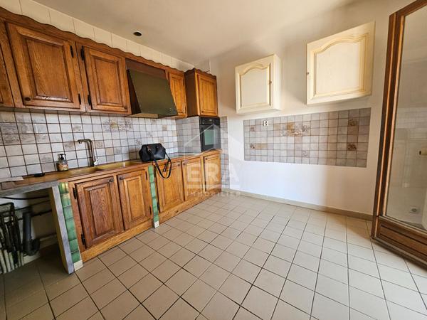 MARSEILLE 15EME VERDURON/LIMITROPHE PENNES-MIRABEAU - Maison T4 de 99 m2 + Garage 67m2 + Studio 37m2 sur une parcelle de 489m2