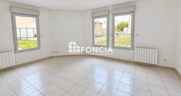 À vendre Studio 37.18 m² - Villefranche-sur-saône 69400
