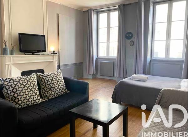 Location appartement 1 pièce 39 m² La Rochelle