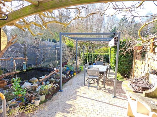 Lambres les Douai maison de ville 3chambres, 2 bureaux, jardin garage. 