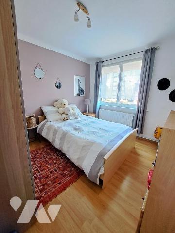 Lambres les Douai maison de ville 3chambres, 2 bureaux, jardin garage. 