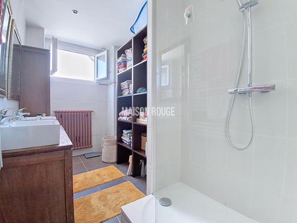 Maison familiale Saint Brieuc - Cinq chambres - A environ deux kms de la gare