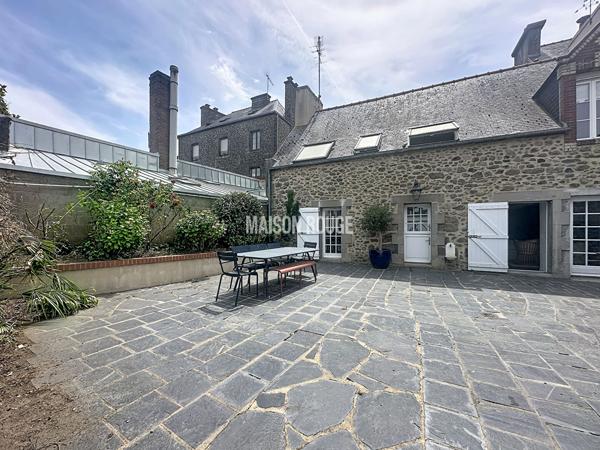 Maison en pierre de caractère - 112 m² - Extérieur - Saint-Enogat