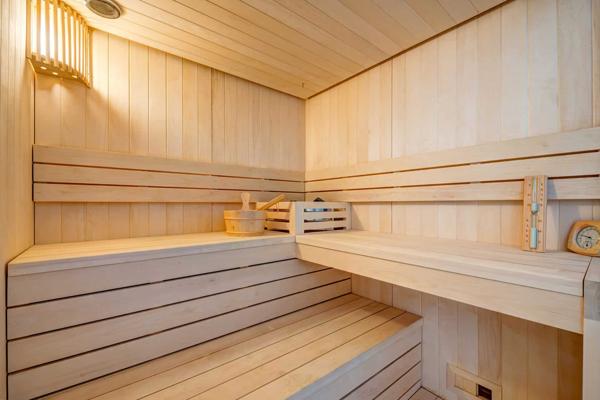 Blonville-sur-Mer (14910) Maison duplex LMNP à 300 m de la plage, et 4K de Deauville