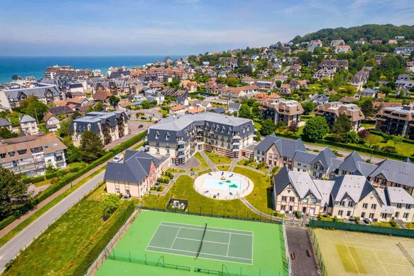 Blonville-sur-Mer (14910) Maison duplex LMNP à 300 m de la plage, et 4K de Deauville