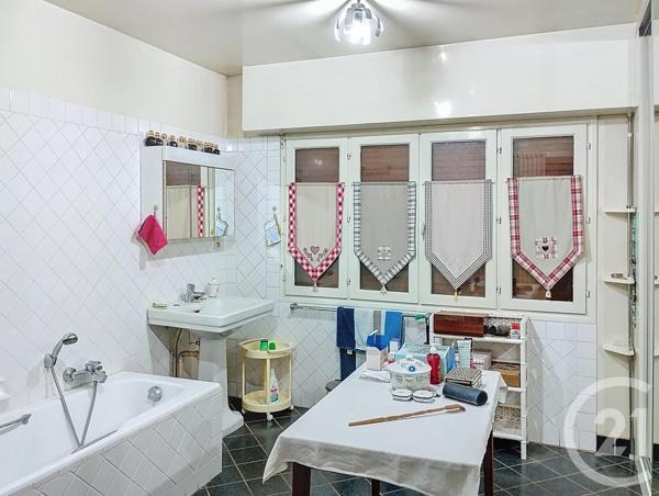 Maison à vendre  16 pièces - 366 m2 NOE - 89