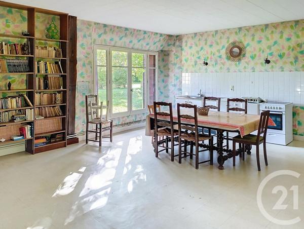 Maison à vendre  16 pièces - 366 m2 NOE - 89