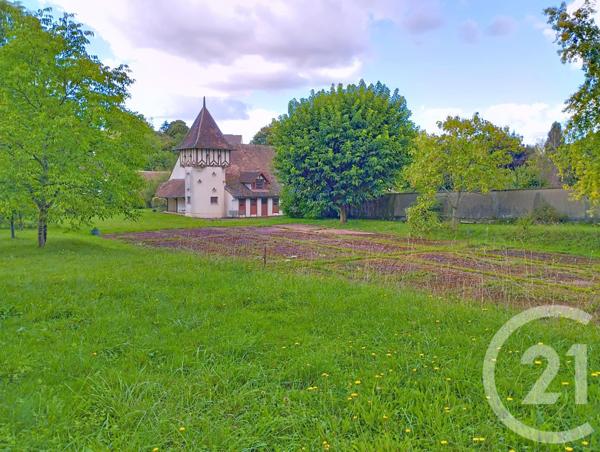 Maison à vendre  16 pièces - 366 m2 NOE - 89