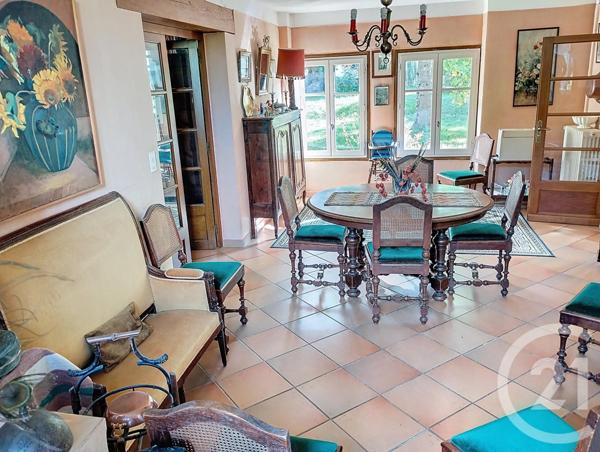 Maison à vendre  16 pièces - 366 m2 NOE - 89