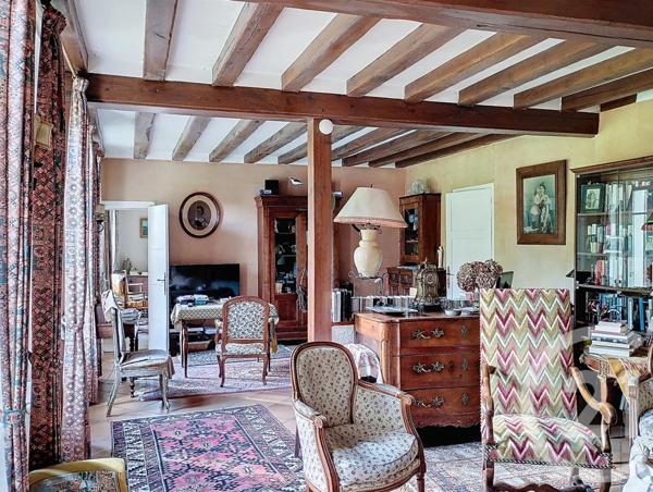 Maison à vendre  16 pièces - 366 m2 NOE - 89