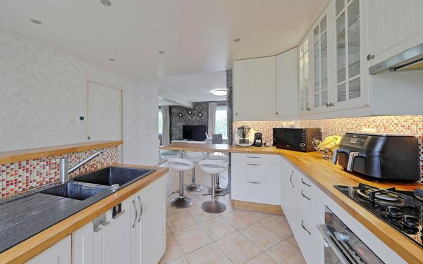 Maison à vendre    6 pièces • 115 m2 Thorigny-sur-Marne