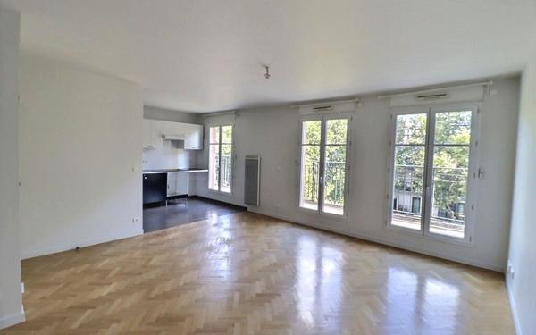 Appartement à vendre    3 pièces • 67,09 m2 Viroflay