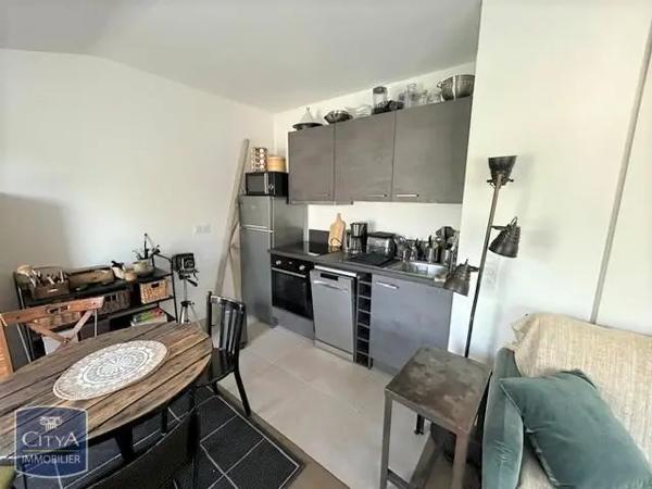 Appartement à louer 2 pièces 43.1m² Nantes (44000)