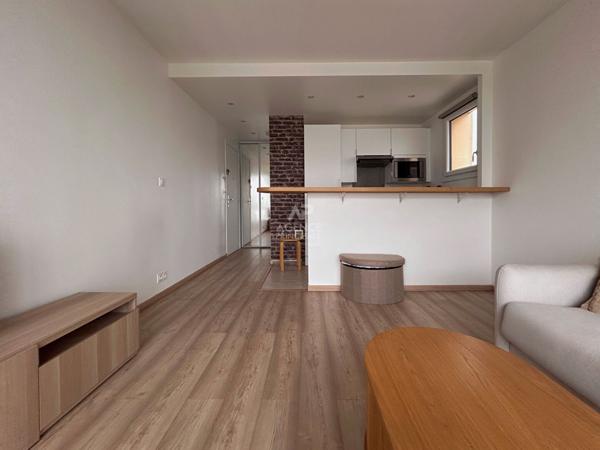 Appartement Poissy 1 pièce(s) meublé 25.17 m2 Loyer 750 €/mois charges comprises **  - Référence  9172