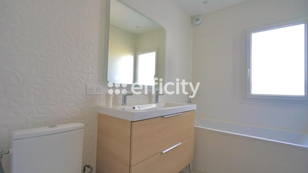 Maison 5 pièces - 97 m²