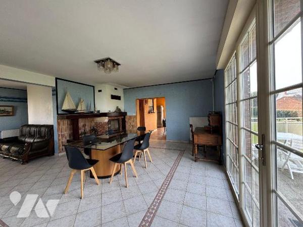 A SAISIR

Idéalement situé, sur la station balnéaire de Sainte Cécile à CAMIERS, à environ 30...