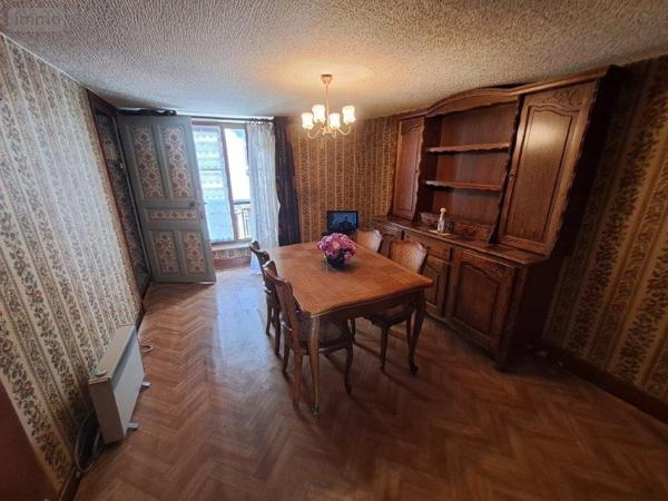 Maison à vendre à Saint-Flour dans le Cantal (15100), ref : 044/1087