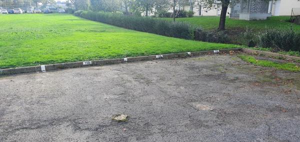 Parking collectif à vendre à Rennes en Ille-et-Vilaine (35700), ref : 2227