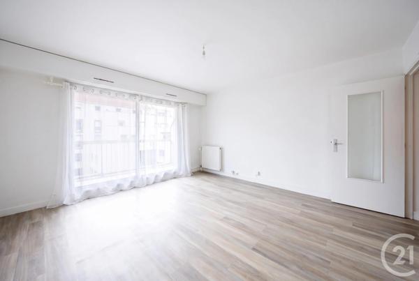Appartement F1 à vendre  1 pièce - 28,43 m 2   BOISSY ST LEGER  - 94